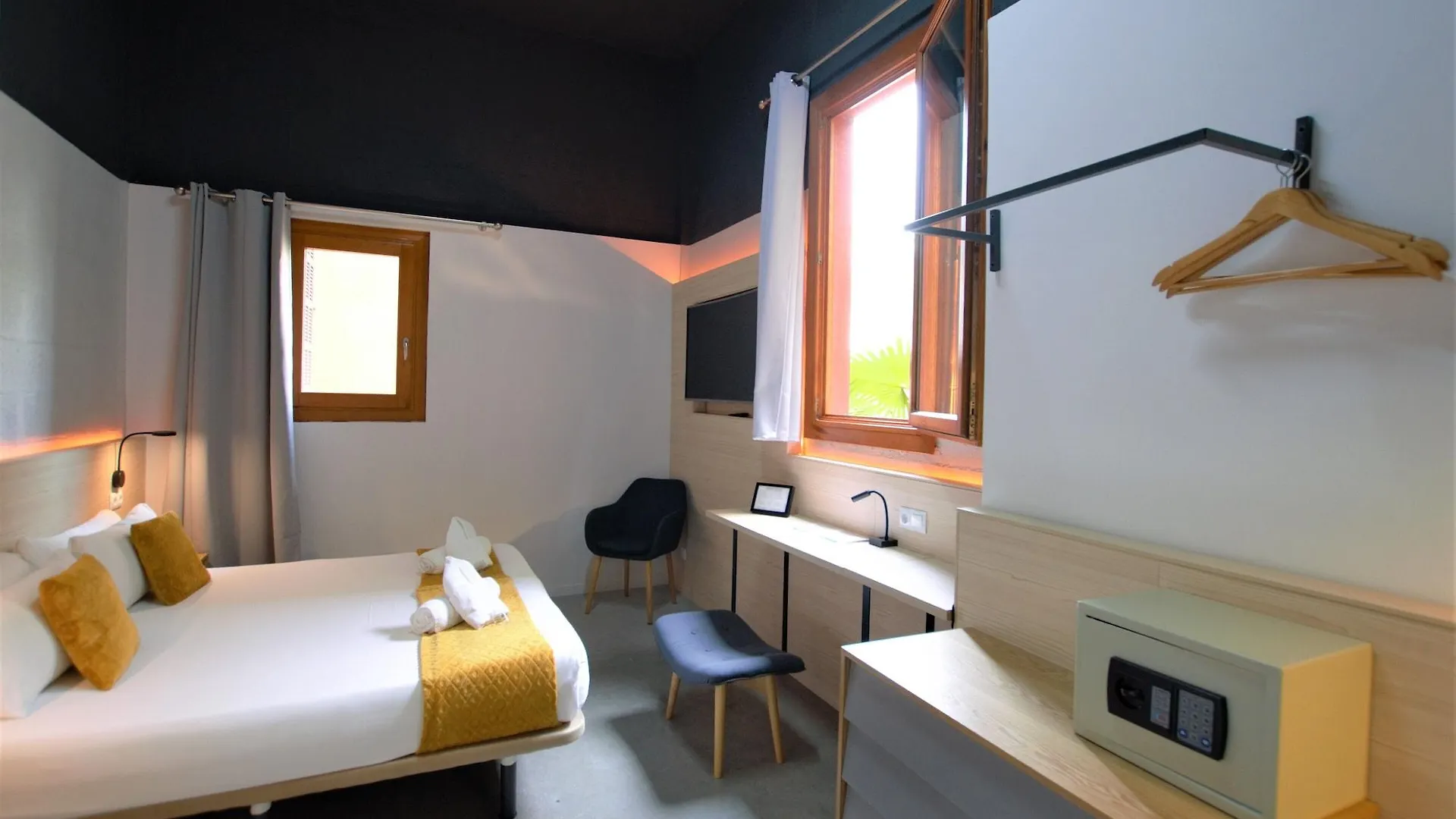 ***  Hotel Brick Palma - Turismo De Interior Spanien